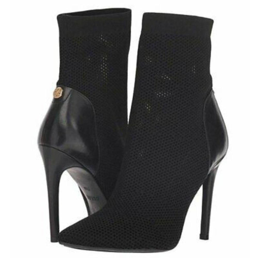 NWB Guess women's OneGirl Sock Knitted Bootie